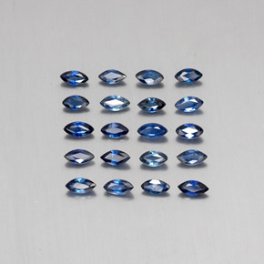 1.96カラットの天然ネイビーブルーサファイア（3.9×2 mm・マーキス）
