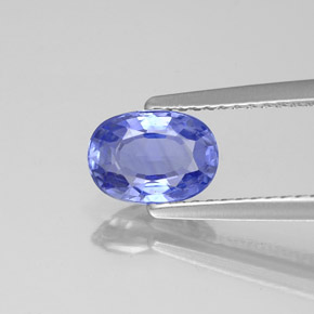 1.17カラットの天然ブルーサファイア（7.5×5.4 mm・オーバルカット）