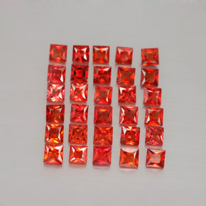 カラットの天然レッドオレンジサファイア（2.4×2.3 mm・四角）