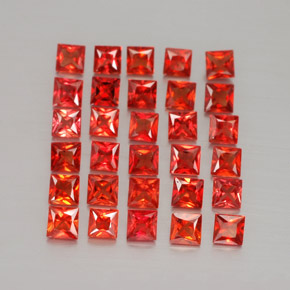 カラットの天然レッドオレンジサファイア（2.4×2.3 mm・四角）