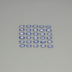 2.63カラットの天然ブルーサファイア（4.1×2.1 mm・マーキス）