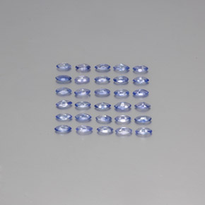カラットの天然ブルーサファイア（3.8×1.9 mm・マーキス）