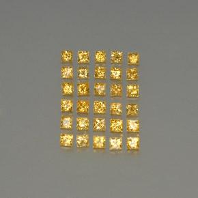 3.56カラットの天然イエローサファイア（2.5×2.5 mm・四角）