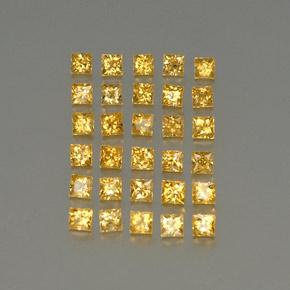 3.56カラットの天然イエローサファイア（2.5×2.5 mm・四角）