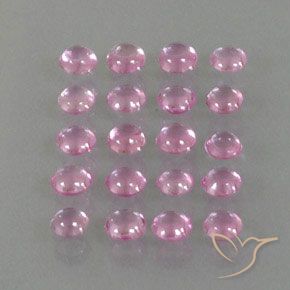 3.30カラットの天然とても淡いピンクサファイア（3.15 mm・ラウンドカット）