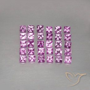 3.47カラットの天然薄いロイヤルパープルピンクサファイア（2.7×2.6 mm・四角）