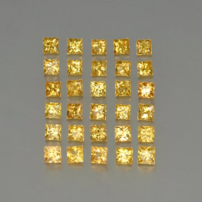 カラットの天然ゴールデンイエローサファイア（2.7×2.7 mm・四角）