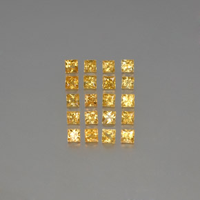 カラットの天然ゴールデンイエローサファイア（2.7×2.6 mm・四角）
