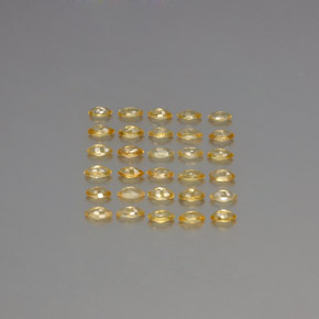 3.37カラットの天然ゴールデンイエローサファイア（3.8×2 mm・マーキス）