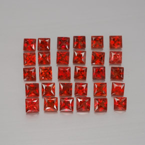 カラットの天然レッドオレンジサファイア（2.6×2.5 mm・四角）