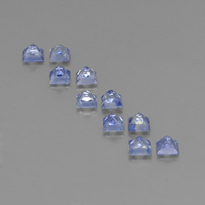 2.44カラットの天然ブルーサファイア（3.2×3.2 mm・四角）