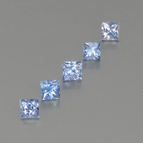 カラットの天然ブルーサファイア（3.7×3.7 mm・四角）