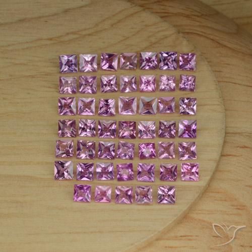 Shop natural 5.60ct ピンクがかったパープル サファイア gems, 四角形, from マダガスカル at GemSelect. In stock, global shipping!