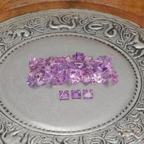 Shop natural 4.65ct ピンクがかったパープル サファイア gems, 四角形, from マダガスカル at GemSelect. In stock, global shipping!