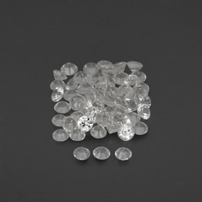 カラットの天然ホワイトサファイア（1.59 mm・ラウンドカット）