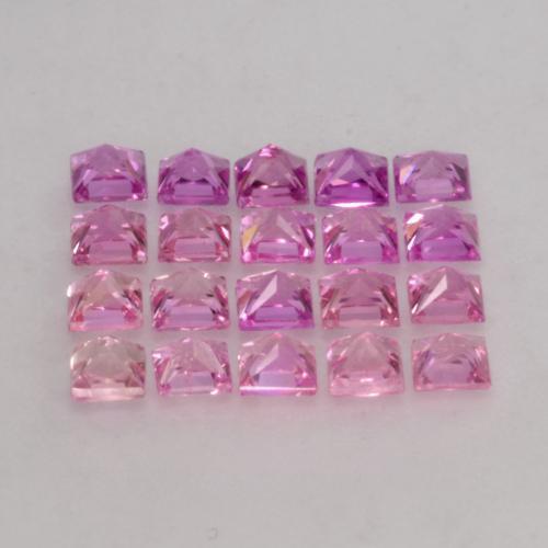 2.29カラットの天然マルチカラーサファイア（2.6×2.6 mm・四角）
