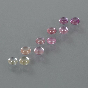 1.98カラットの天然マルチカラーサファイア（3.20 mm・ラウンドカット）