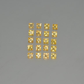 カラットの天然ゴールデンイエローサファイア（2.5×2.5 mm・四角）