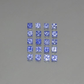 1.92カラットの天然ブルーサファイア（2.3×2.3 mm・四角）