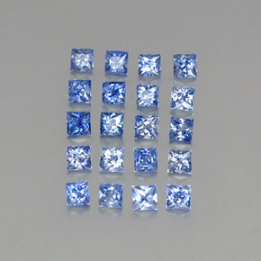カラットの天然ブルーサファイア（2.3×2.3 mm・四角）