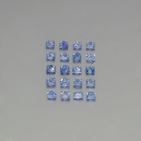 カラットの天然ブルーサファイア（2.3×2.3 mm・四角）