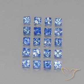 1.89カラットの天然ミディアムダークブルーサファイア（2.3×2.3 mm・四角）