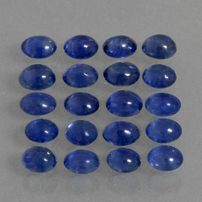 カラットの天然ブルーサファイア（3.3×2.7 mm・オーバルカット）