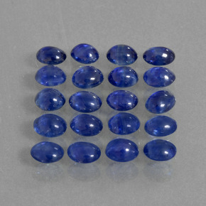 カラットの天然ブルーサファイア（3.6×3 mm・オーバルカット）