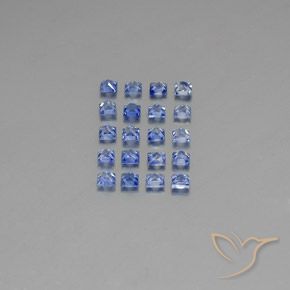 1.53カラットの天然ミディアムダークブルーサファイア（2.3×2.2 mm・四角）