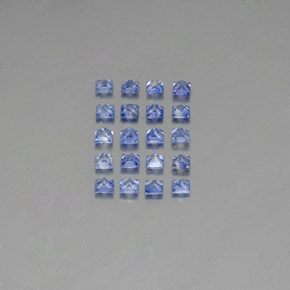 カラットの天然ブルーサファイア（2×2 mm・四角）