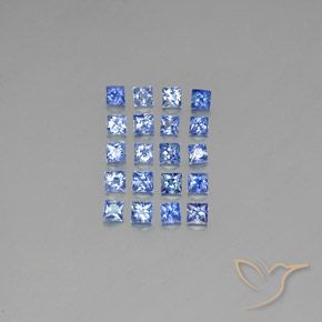 1.31カラットの天然ミディアムダークブルーサファイア（2.2×2.1 mm・四角）
