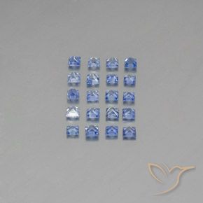 1.31カラットの天然ミディアムダークブルーサファイア（2.2×2.1 mm・四角）