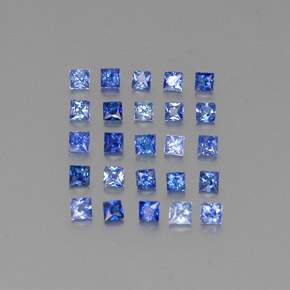 カラットの天然ブルーサファイア（1.9×1.8 mm・四角）