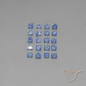 3.15カラットの天然ミディアムダークブルーサファイア（2.7×2.7 mm・四角）