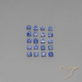 1.65カラットの天然ミディアムダークブルーサファイア（2.4×2.3 mm・四角）