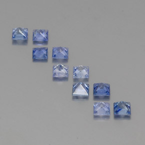 カラットの天然ブルーサファイア（3.1×3.1 mm・四角）