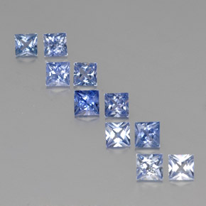 カラットの天然ブルーサファイア（4×3.9 mm・四角）