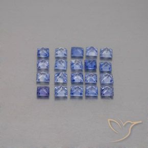 2.13カラットの天然パステルブルーサファイア（2.5×2.5 mm・四角）