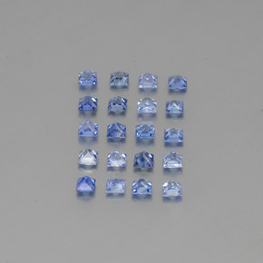 1.51カラットの天然ミディアムダークブルーサファイア（2.6×2.5 mm・四角）