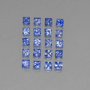 カラットの天然ブルーサファイア（2.6×2.5 mm・四角）