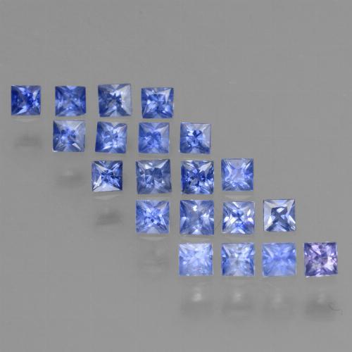 1.21カラットの天然パステルブルーサファイア（2.1×2 mm・四角）