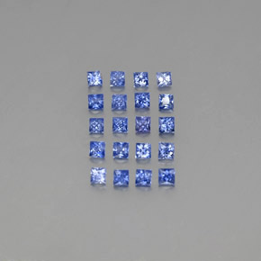 カラットの天然ブルーサファイア（2.4×2.4 mm・四角）