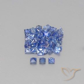 2.86カラットの天然ミディアムダークブルーサファイア（2.1×2 mm・四角）