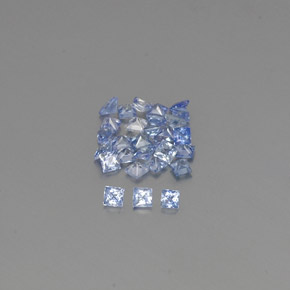 1.21カラットの天然パステルブルーサファイア（2.1×2 mm・四角）