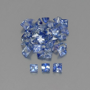 2.74カラットの天然ミディアムダークブルーサファイア（2.1×2.1 mm・四角）