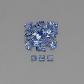 2.74カラットの天然ミディアムダークブルーサファイア（2.1×2.1 mm・四角）