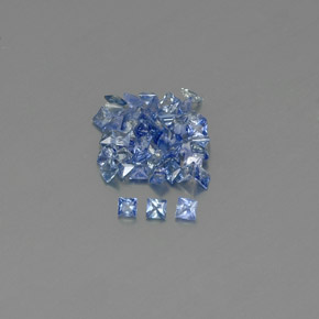カラットの天然ブルーサファイア（1.9×1.8 mm・四角）
