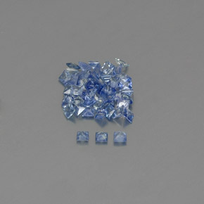 カラットの天然ブルーサファイア（1.9×1.8 mm・四角）