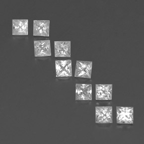 カラットの天然ホワイトサファイア（2.8×2.8 mm・四角）
