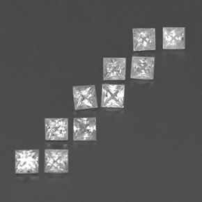 カラットの天然ホワイトサファイア（2.8×2.8 mm・四角）